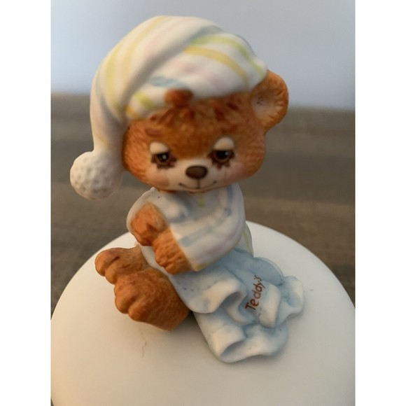 Teddy Beddy Bear Porcelain Round Trinket Jewelry Box with Cover 1982 Enesco - Picture 7 of 13
